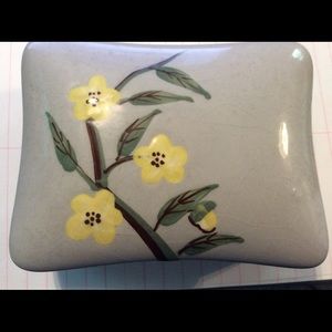 Vintage 1950’s Weil Ware Trinket Box